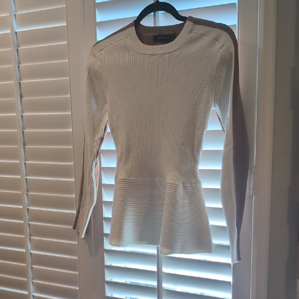 BCBGMaxAzria Cream And Tan Peplum Long Sleeve Blouse